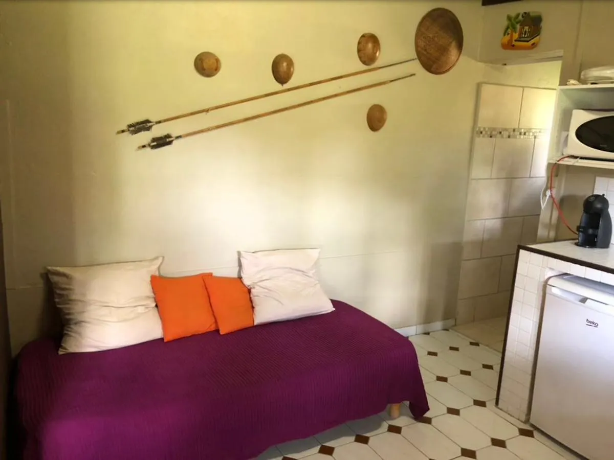 Le Bungalow Des Bougainvilliers Ducos 0*,